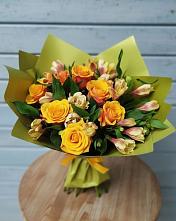 Букет цветов из:  Альстромерии и Розы в Таежный