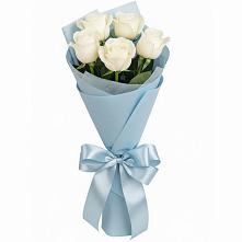 Букет 5 Белых роз Проуд в Таежный