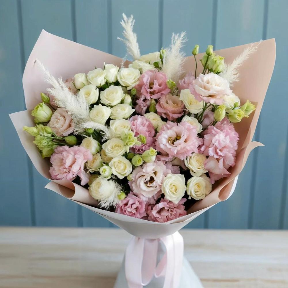 Букет цветов из: Альстромерии и Розы в Таежный