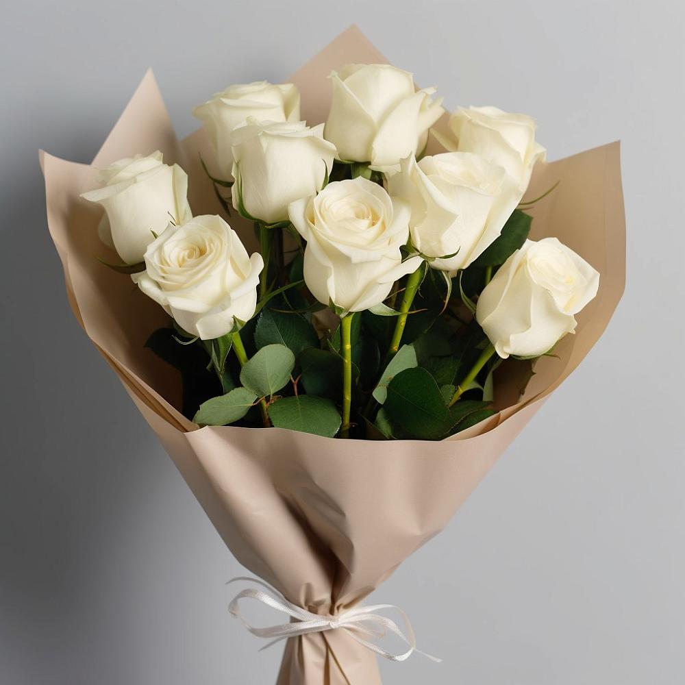 Букет 9 Белых роз Эдлесс Лав в Таежный