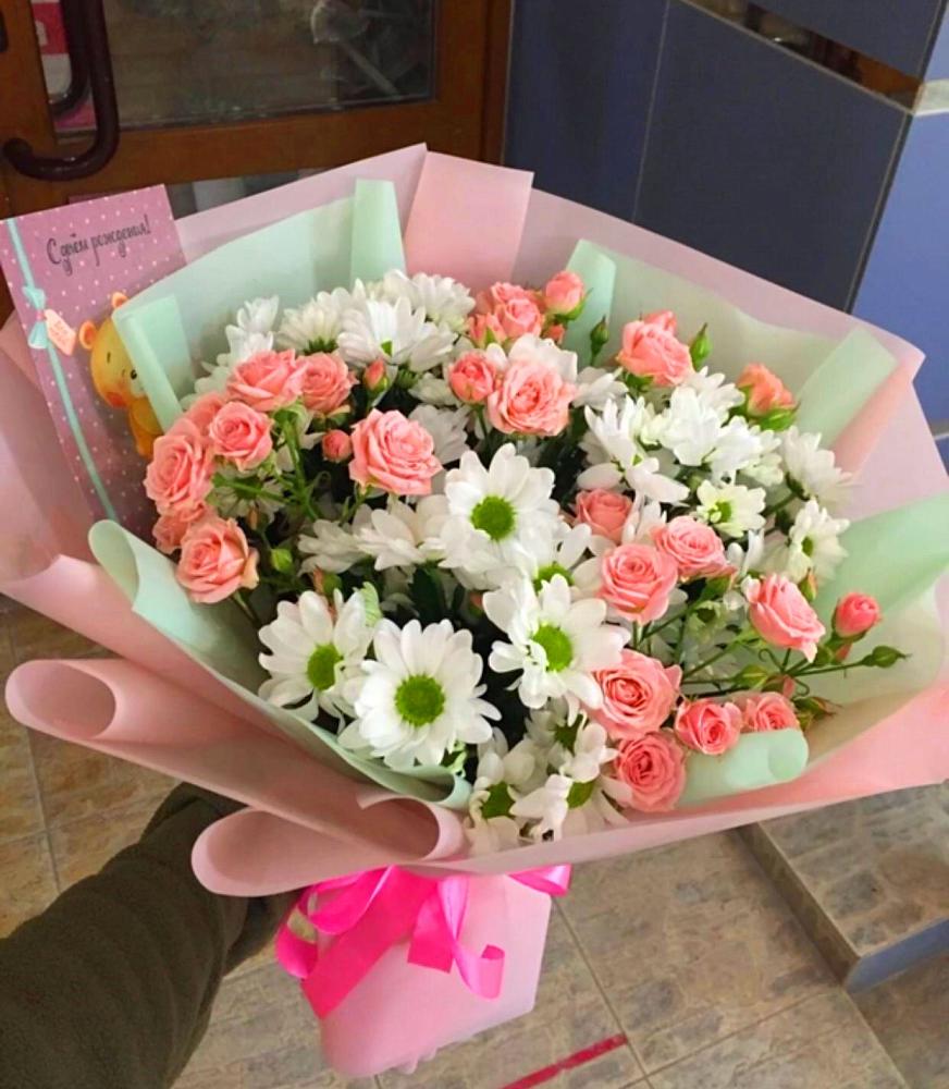 Букет цветов из: Розы и Хризантемы в Таежный