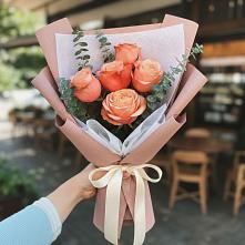 Букет цветов из:  Розы в Таежный
