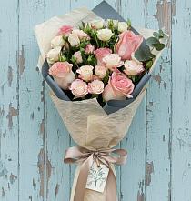 Букет цветов из:  Розы в Таежный