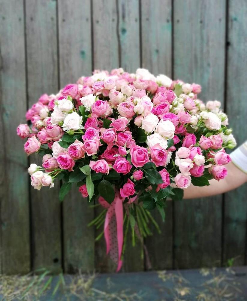 Букет Розовые кустовые розы Натали и Лав Лидия в Таежный