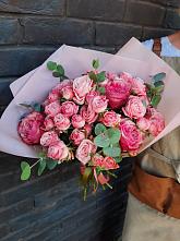 Букет цветов из:  Розы в Таежный