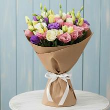 Букет цветов из:  Лизиантусы в Таежный